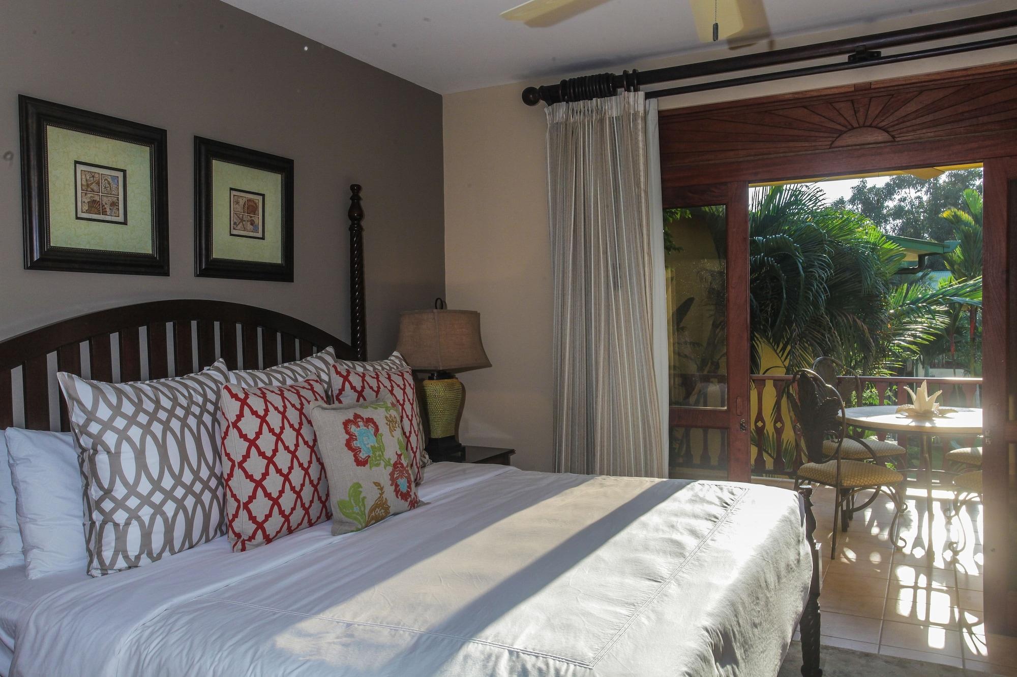 Club Del Sol Hotel Jaco Exterior photo