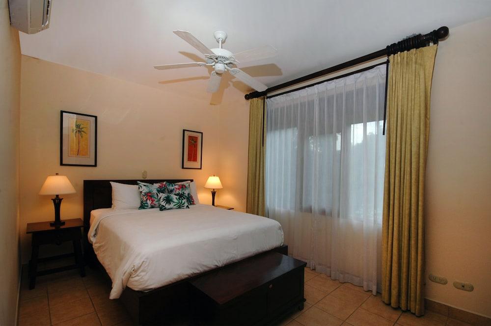 Club Del Sol Hotel Jaco Exterior photo