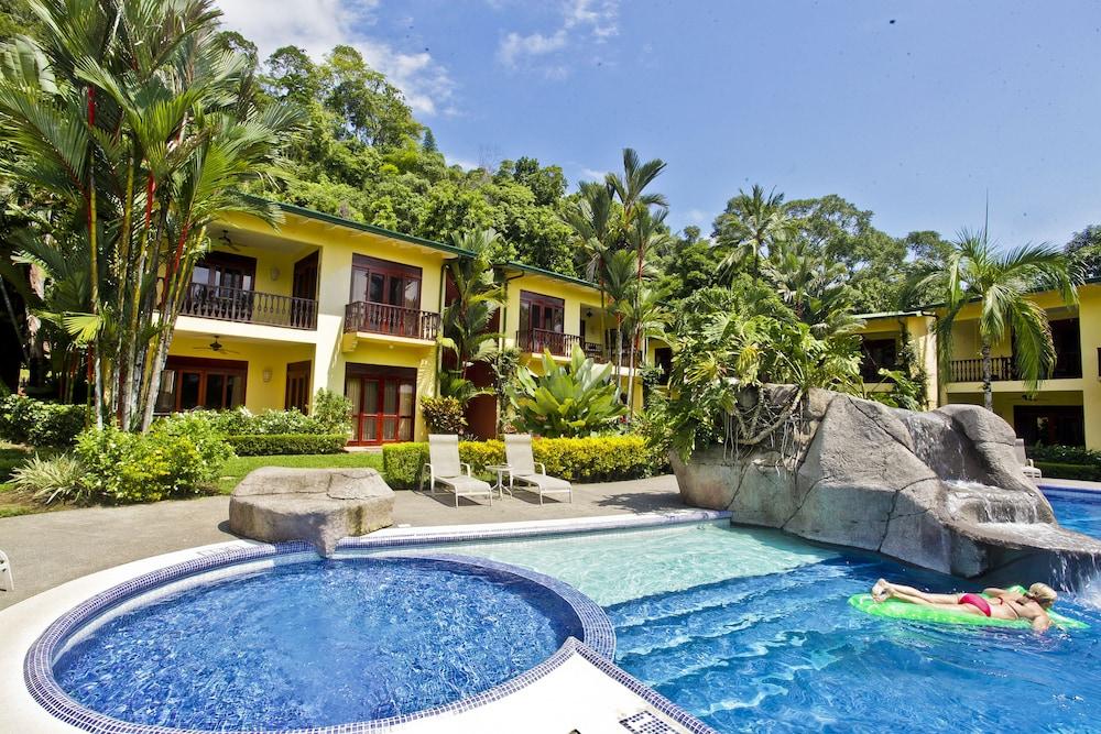 Club Del Sol Hotel Jaco Exterior photo
